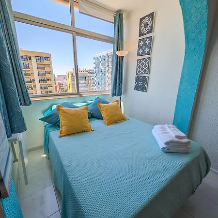 Apartment 2 - 5 Mins From & Bars *