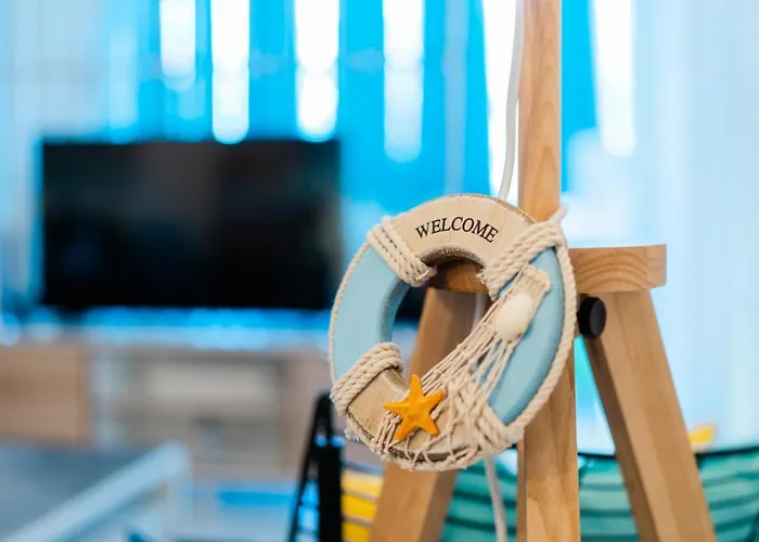 2 - 5 Mins From & Bars Апартаменты Кошта-да-Капарика