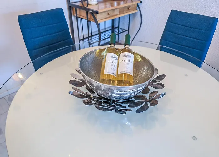 2 - 5 Mins From & Bars *