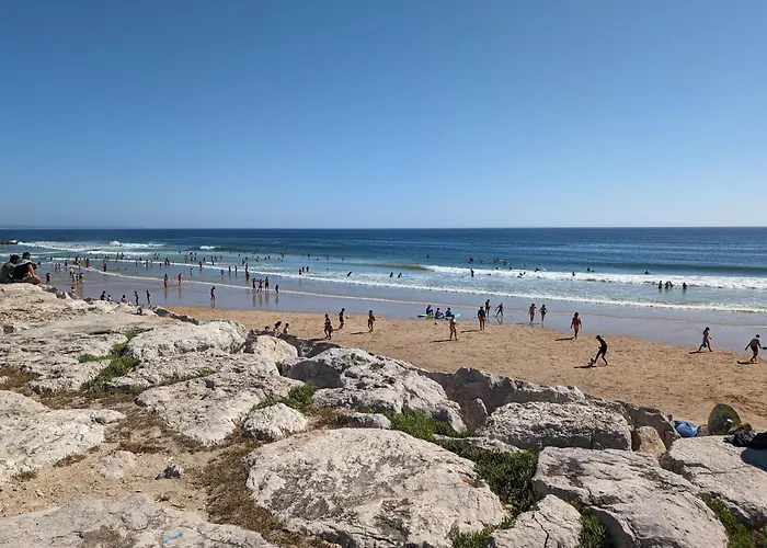 2 - 5 Mins From & Bars Costa da Caparica