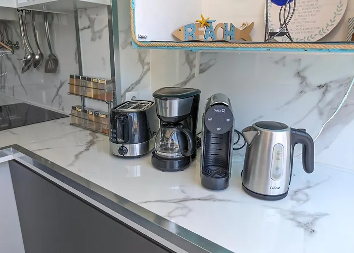 2 - 5 Mins From & Bars *